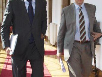 G&oacute;mez Besteiro y Alfonso Rueda, secretario general del PP gallego, en 2010.