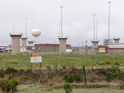 Vista de la prisión de máxima seguridad en Florence, Colorado