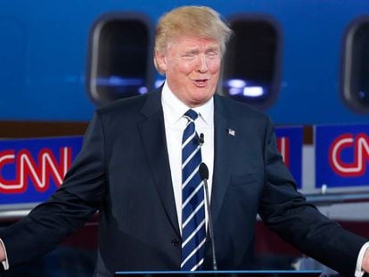 Donald Trump durante uno de los debates de la campa&ntilde;a electoral, organizado por CNN.