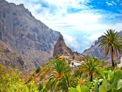 Pueblo de Masca,  en el m de Teno, al noroeste de Tenerife. 