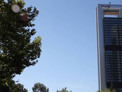 Foto de la Torre Cepsa, en Madrid.