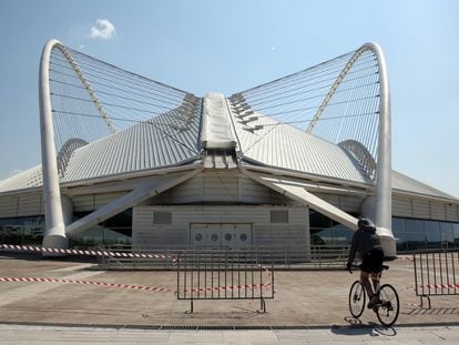 El estadio olímpico de Atenas, diseñado por Calatrava, fotografiado este lunes.