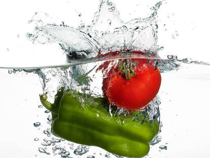 Cuál es la mejor forma de limpiar y desinfectar las frutas y las verduras