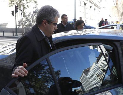 El diputado de PDeCAT y exconseller de Presidencia de Cataluña, Francesc Homs, a su salida del Tribunal Supremo.
