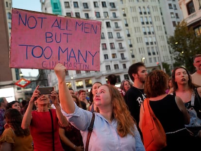 Manifestación en apoyo a la selección femenina en la plaza de Callao, el 28 de agosto.