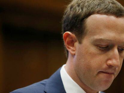 El CEO de Facebook, Mark Zuckerberg, durante su comparecencia en el Congreso. 