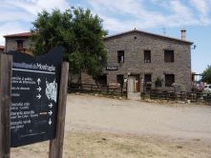 Casa rural en Villarreal de San Carlos (C&aacute;ceres), coraz&oacute;n del Parque Nacional de Monfrag&uuml;e. 