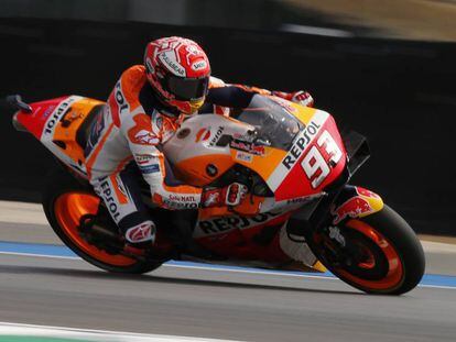 El piloto de Repsol Honda Marc Márquez, durante el Gran Premio de Tailandia de MotoGP 2019.