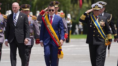 El presidente de Ecuador, Daniel Noboa, festeja el Día del Ejército el 27 de febrero 2024.