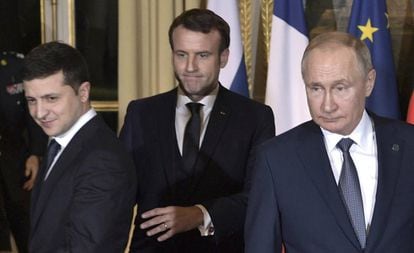 Zelenski, Macron y Putin en la reunión de Paris para tratar la guerra en el Este de Ucrania, este lunes.