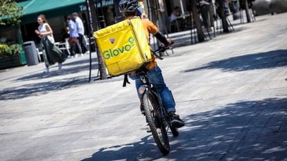 Un repartidor de Glovo, en agosto del año pasado.