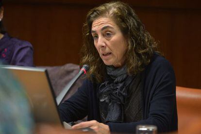 Cristina Uriarte, durante su comparecencia de este lunes en el Parlamento.
