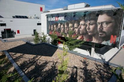 Anuncio de la serie 'La casa de papel' en los estudios de Netflix en Tres Cantos, Madrid.