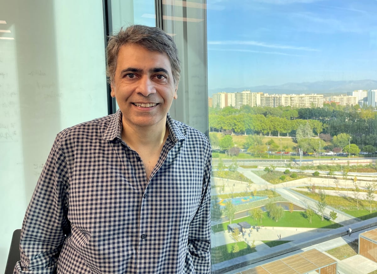 Ikhlaq Sidhu: “No perdemos frente a la tecnología, sino ante otras personas dispuestas a aprender cómo usarla” | Formación | Economía