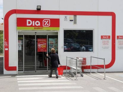 Supermercado de la cadena Dia en la localidad madrileña de Hoyo de Manzanares. Foto: Uly Martín