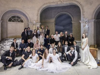 El elenco artístico de 'Rusalka', en el Palau de les Arts.