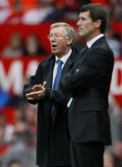 Alex Ferguson, junto al entrenador del Sunderland Roy Keane