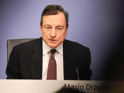 Fitch: el BCE reanudará las compras de deuda antes de fin de año