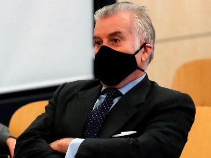 El extesorero del PP, Luis Bárcenas, en el inicio del juicio en la Audiencia Nacional, en Madrid, el pasado 8 de febrero.