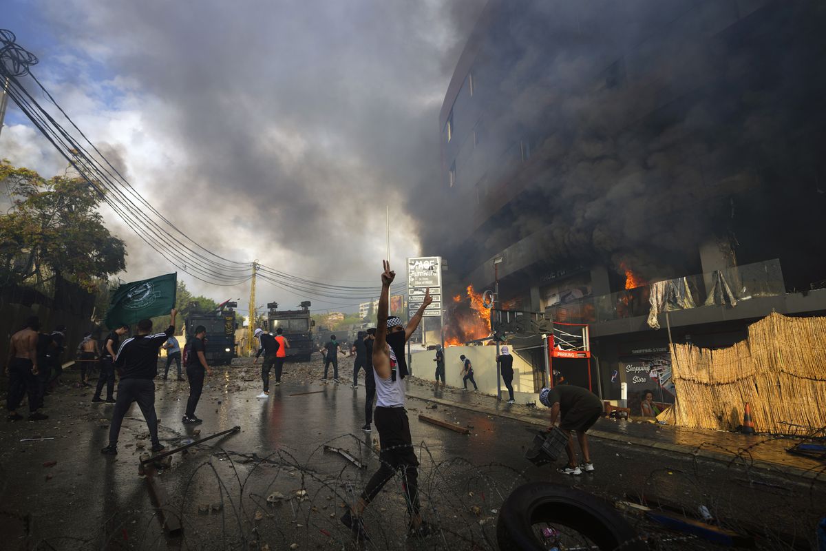 La matanza del hospital de Gaza incendia el mundo islámico con una oleada de protestas | Internacional