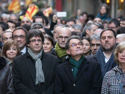 El expresidente catalán Artur Mas y las consejeras Irene Rigau y Joana Ortega por la consulta del 9N.