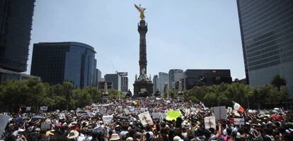 Manifestantes contra Pe&ntilde;a Nieto este s&aacute;bado en M&eacute;xico DF.
