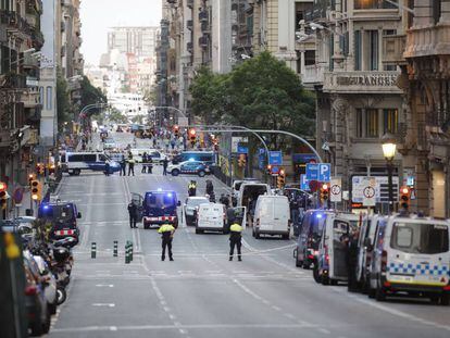 La Via Laietana de Barcelona con el tráfico cortado este sábado.