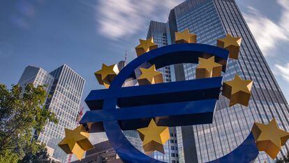 Exterior del Banco Central Europeo, en Fráncfort (Alemania), la entidad que regula la política económica y monetaria de la UE.