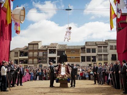 Bajada del Ángel, Peñafiel (Valladolid).