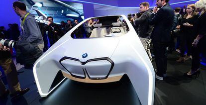 Prototipo de BMW con tecnolog&iacute;a Intel y Mobileye