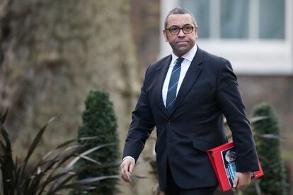 James Cleverly en los alrededores de Downing Street, en Londres, en febrero de 2020.