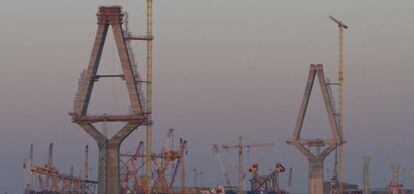 Obras del segundo puente de Cádiz.