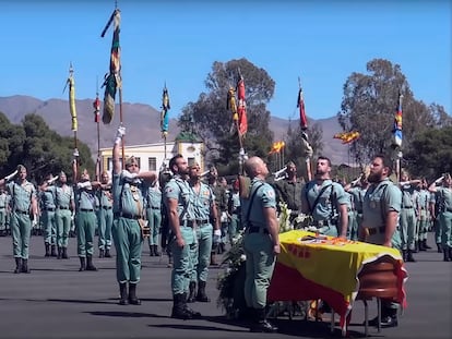 Funeral por el caballero legionario Alejandro Jiménez Cruz en la base de Viator (Almería) en marzo de 2019.