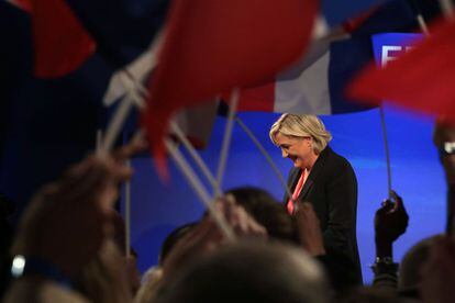 Marine Le Pen tras comparecer ante su público.