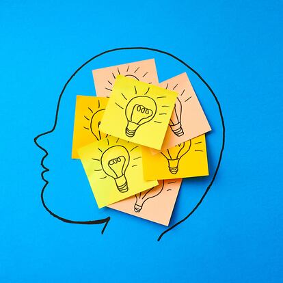 Sticky notes with light bulbs on head, illustration.