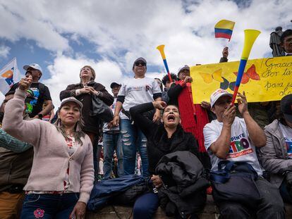 Simpatizantes de Gustavo Petro se congregan en la Plaza Bolívar por sus 100 días de Gobierno.
