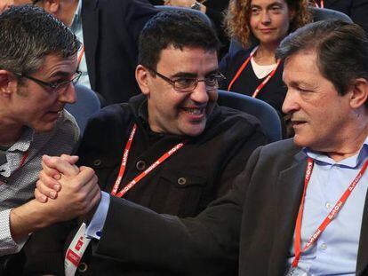 Madina, Jiménez y Fernández durante el Foro político del PSOE.