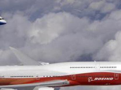 El Boeing 787 Dreamliner y el Boeing 747-8 Intercontinental realizando su primeros vuelos de prueba