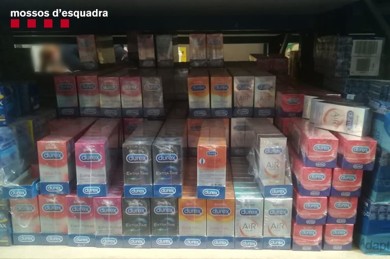 Preservativos intervenidos por los Mossos d'Esquadra.