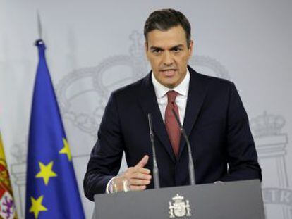 El presidente del Gobierno anuncia que  nunca más  los españoles tendrán que pagar el tributo de actos jurídicos documentados