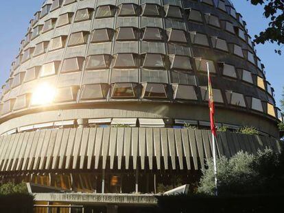 Fachada el Tribunal Constitucional en Madrid.