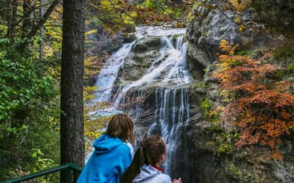 La cascada del Estrecho, en el parque nacional de Ordesa y Monte Perdido, en el Pirineo aragonés (Huesca).