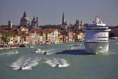 Crucero en el Gran Canal de Venecia.