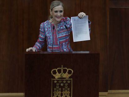 Cristina Cifuentes durant la seva compareixença aquest dimecres en l'Assemblea.