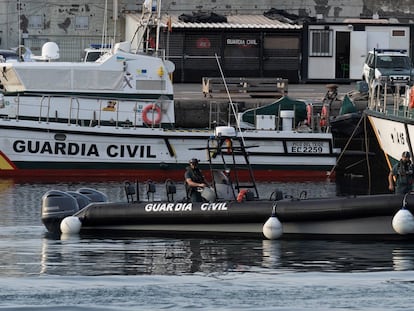 Imagen de varias patrulleras de la Guardia Civil atracadas en el muelle de Santa Cruz de Tenerife.