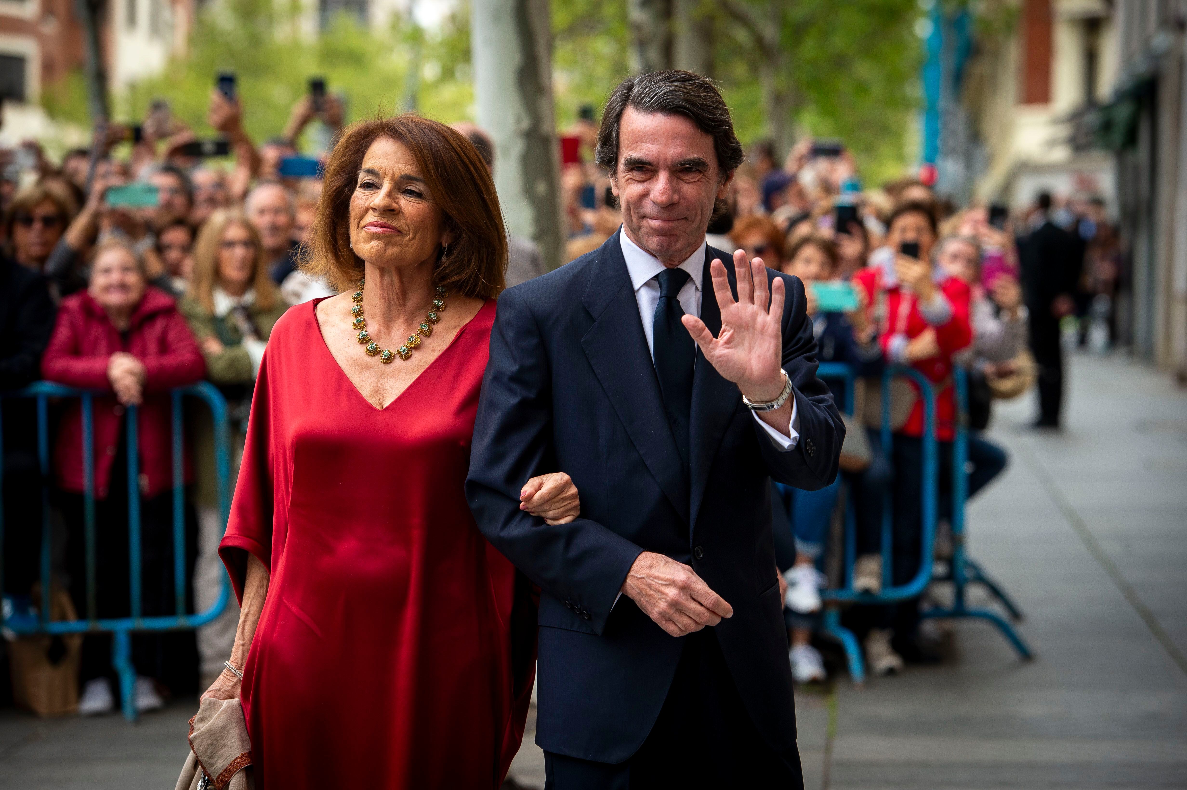 La excaldesa de Madrid Ana Botella junto al expresidente del Gobierno José María Aznar.