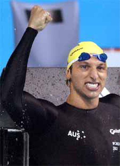 El nadador australiano, celebra su victoria en los 400 metros.