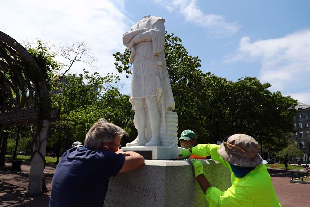 Estatua de Colón decapitada en Boston.