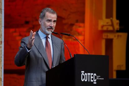 Felipe VI ha expresado su "profundo reconocimiento" a la labor que los innovadores han desempeñado durante la pandemia y se ha mostrado convencido de que la vacuna, y no el virus, será la que marque "el comienzo de una nueva era". 