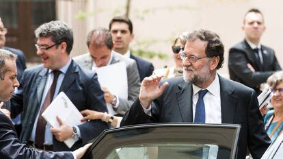 El presidente del Gobierno Mariano Rajoy a su salida del parador Nacional de Lleida el pasado jueves.